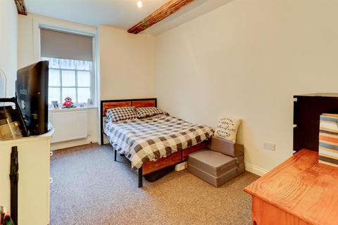 1 bedroom apartment to rent, Market Hill, Southam