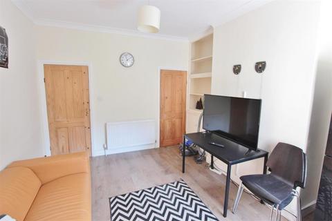 4 bedroom terraced house to rent, Clementson Road, Sheffield, S10 1GS