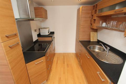 1 bedroom flat to rent, McClure House, Leeds Dock