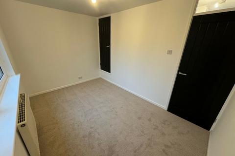 14 Buckden Close, Warwick, CV34 5XG