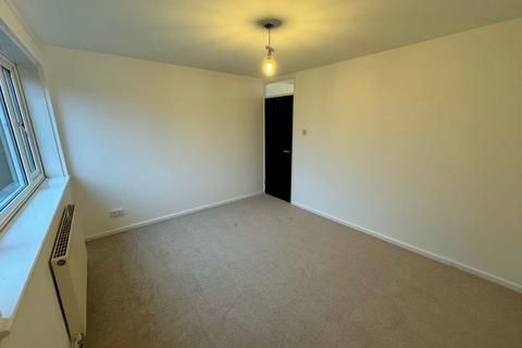 14 Buckden Close, Warwick, CV34 5XG