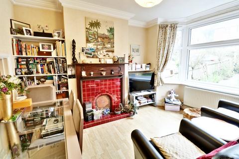 3 bedroom end of terrace house for sale, Madeira Avenue, Bromley BR1