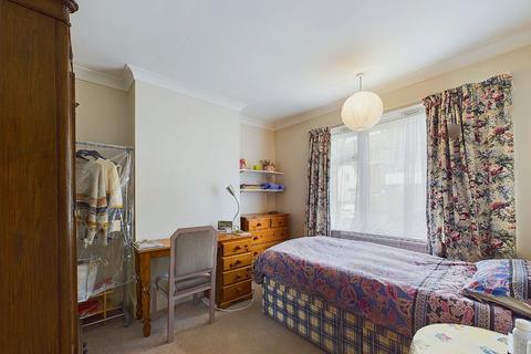 3 bedroom end of terrace house for sale, Madeira Avenue, Bromley BR1