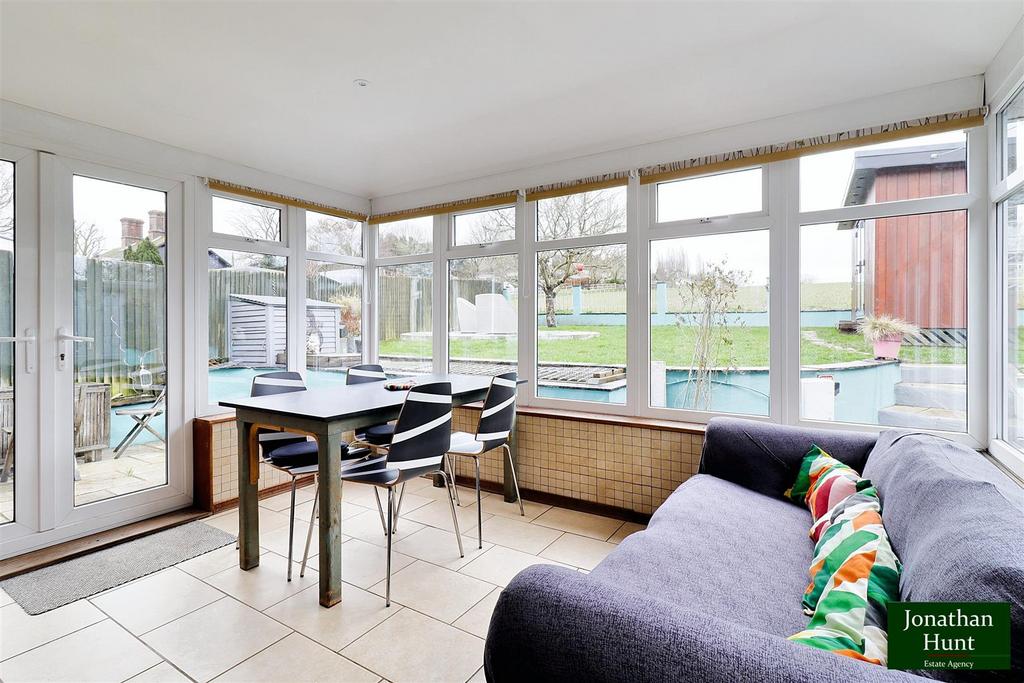 Orangery/dining room
