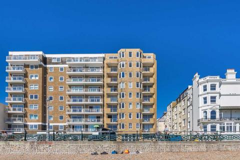 1 bedroom flat to rent, Spa Court, Kings Esplanade, Hove