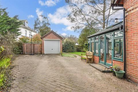 4 bedroom cottage for sale, Bartley Road, Woodlands, Hampshire