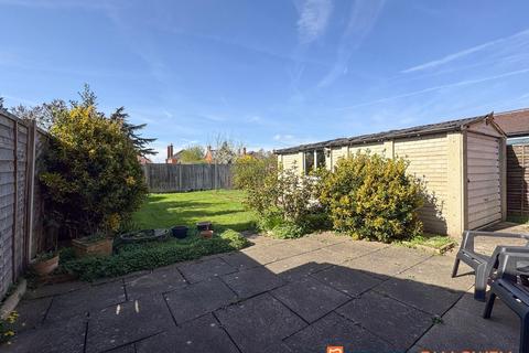 3 bedroom semi-detached house for sale, Windsor Avenue, Newark NG24