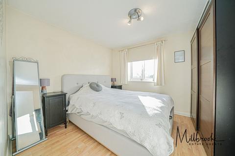 2 bedroom flat for sale, Meadowbrook Way, Cheadle Hulme, SK8