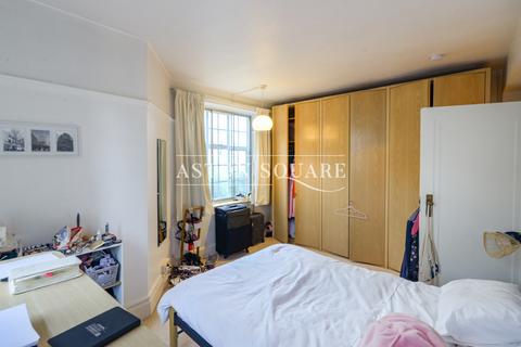 1 bedroom flat to rent, Howitt Close, London NW3