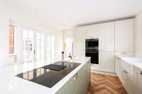 2 Bridge Walk, Deanshanger, Milton Keynes, MK19 6LD