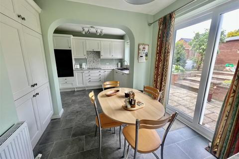 4 bedroom semi-detached house for sale, Conyers Avenue, Darlington