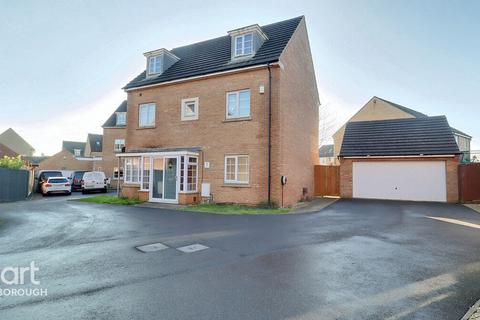 5 bedroom detached house for sale, Oliver Road, Peterborough