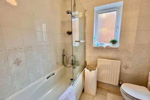 42 Birches Crest, Hatch Warren, Basingstoke, RG22 4RP
