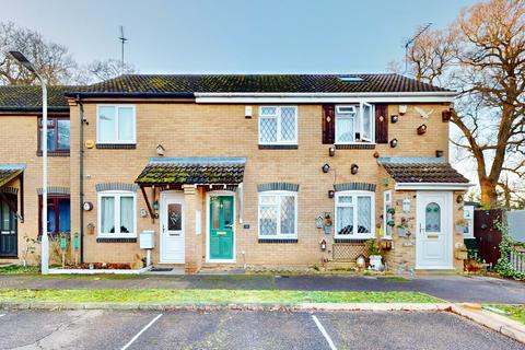 1 bedroom terraced house for sale, Salcombe Way, Hayes UB4