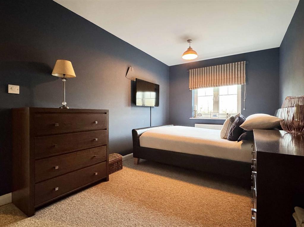 Master Bedroom.jpg