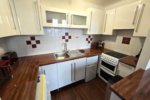 1 bedroom flat to rent, Wallfield Crescent, Rosemount, Aberdeen, AB25