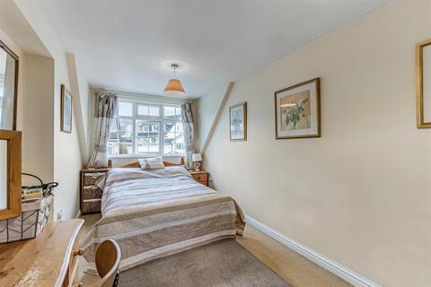 4 bedroom detached house for sale, St. Michaels Way, Addingham LS29