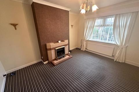 2 bedroom flat to rent, Coniston Road, Morecambe LA4