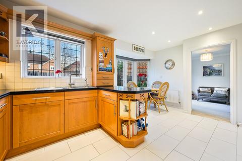 9 Nelson Walk, Epsom, KT19 7LR