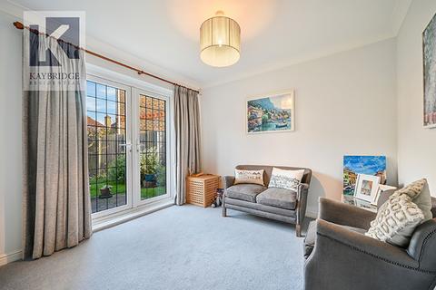 9 Nelson Walk, Epsom, KT19 7LR