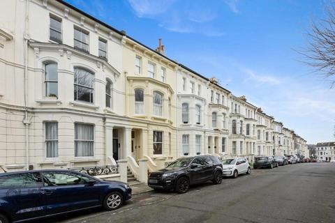 Studio for sale, Albert Road, Brighton