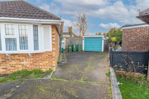 3 bedroom semi-detached bungalow for sale, Walnut Drive, Fareham PO14