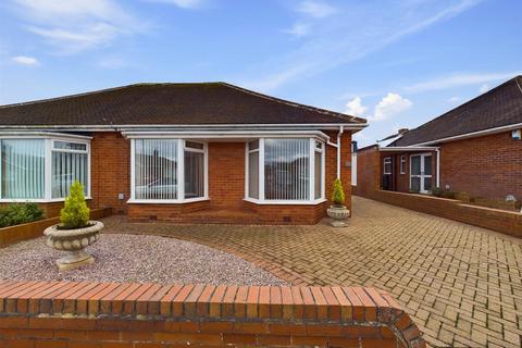 2 bedroom semi-detached bungalow to rent, Hastings Avenue, Whitley Bay