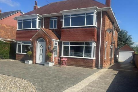 5 bedroom detached house to rent, Main Road, Bilton, Hull