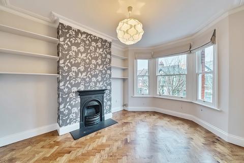 4 bedroom maisonette for sale, Murray Road, London