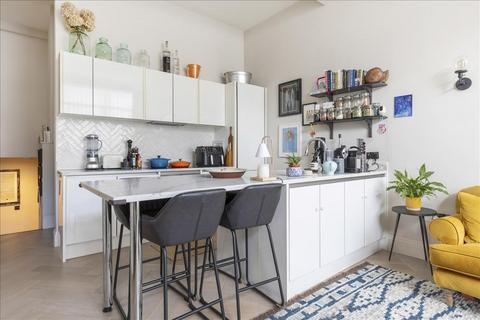 Flat G3, Crabtree Hall Rainville Road, London, W6 9HB