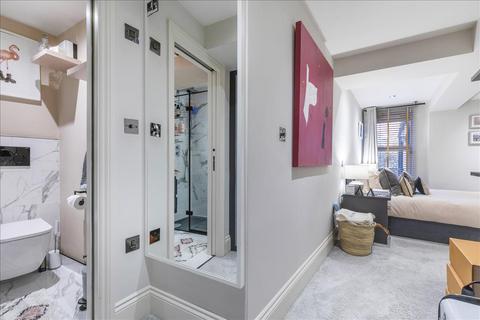 Flat G3, Crabtree Hall Rainville Road, London, W6 9HB