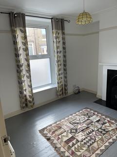 2 bedroom terraced house to rent, De Vitre Street, Lancaster LA1