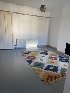 2 bedroom terraced house to rent, De Vitre Street, Lancaster LA1