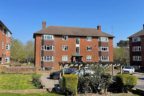 Flat 3, Laurel House Bromley Road, Shortlands, Bromley, BR2 0AH