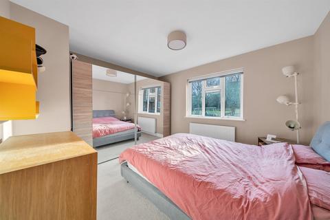 Flat 3, Laurel House Bromley Road, Shortlands, Bromley, BR2 0AH