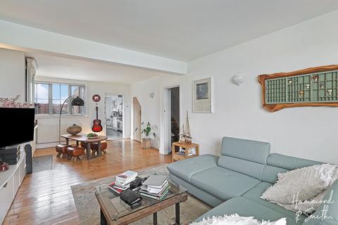 149 Lindsey Street, Epping, CM16 6RF