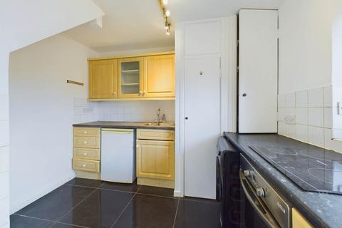 2 bedroom maisonette for sale, Winchester House, Aylesbury HP21