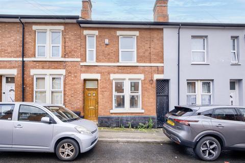 Studio to rent, Molineux Street, Derby DE23