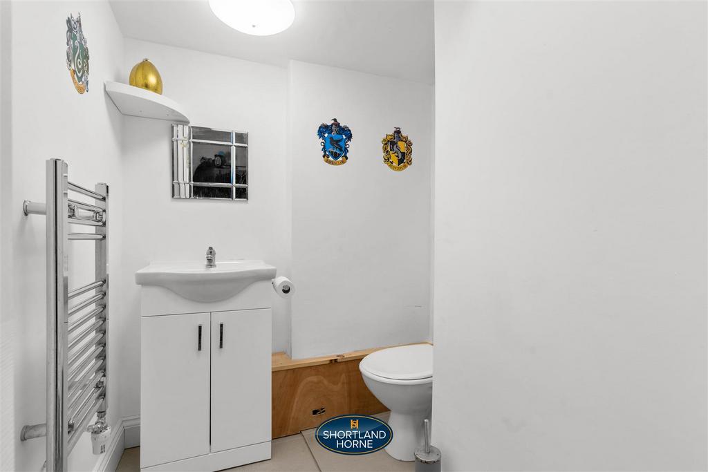 334 Beake Ave (10 of 21).jpg