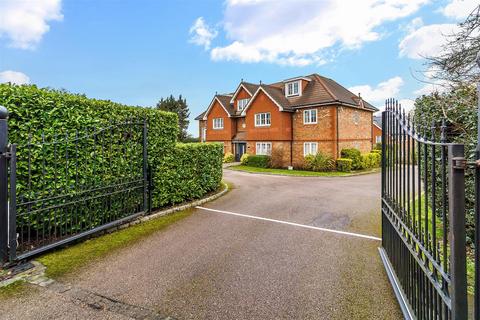 2 bedroom apartment for sale, Highdown Close, Banstead