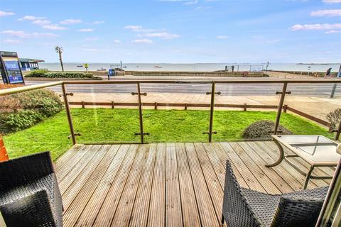 2 bedroom apartment for sale, Eastern Esplanade, Thorpe Bay