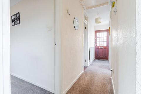 25 Allen Road, Lowestoft, NR32 3PD