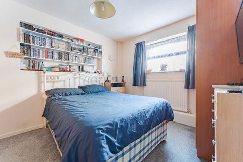 25 Allen Road, Lowestoft, NR32 3PD