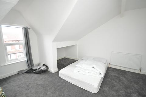11 Cross Flatts Drive, Leeds, LS11 7HY