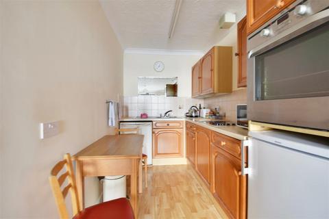 1 bedroom retirement property for sale, Marina, Bexhill-On-Sea