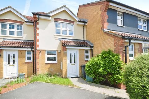 2 bedroom terraced house to rent, Hazel Close Newport PO30