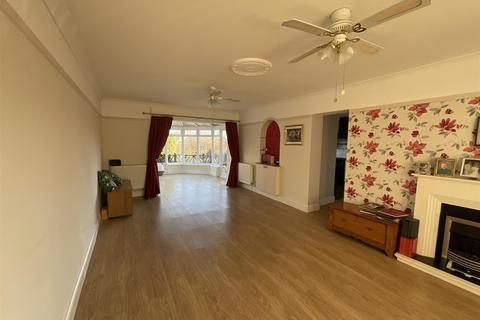 4 bedroom detached bungalow for sale, Higham Lane, Tonbridge, Kent