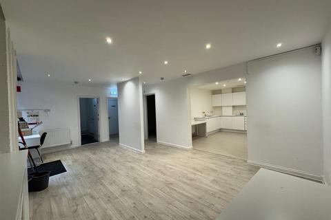 Office to rent, Springbridge Mews, Ealing