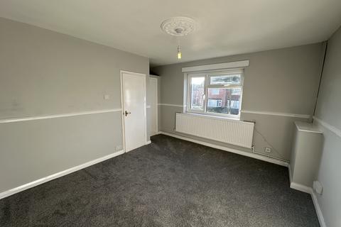 2 bedroom apartment to rent, March Flatts Road, Thrybergh, Rotherham S65