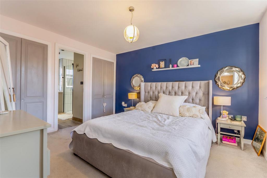 8632521-interior17.jpg